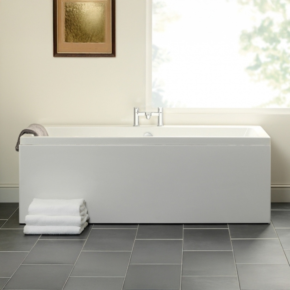 Lifestyle image of the Carron Quantum Duo 1700mm x 800mm Double Ended Bath